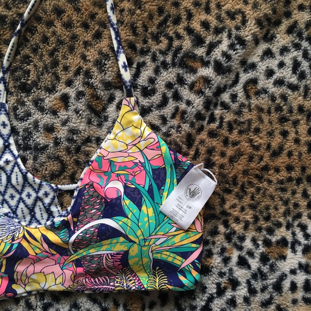 Body Glove Revisable Top